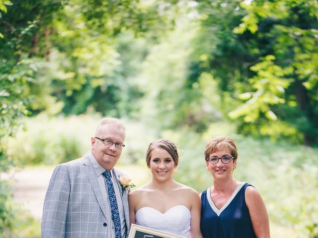 Justin and Laura&apos;s wedding in Kitchener, Ontario 22