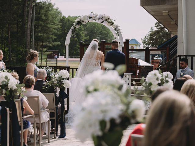 Johnathon and Abigail&apos;s wedding in Barrie, Ontario 5