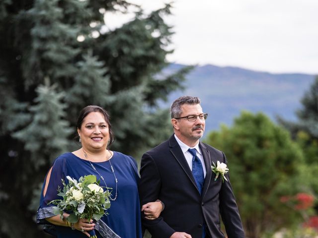 Dan and Michele&apos;s wedding in Kelowna, British Columbia 35