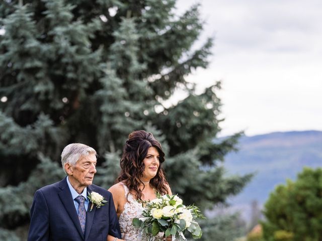 Dan and Michele&apos;s wedding in Kelowna, British Columbia 37