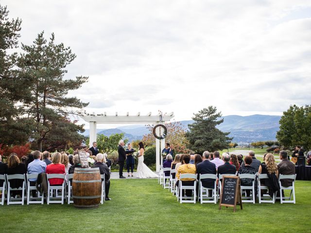 Dan and Michele&apos;s wedding in Kelowna, British Columbia 45