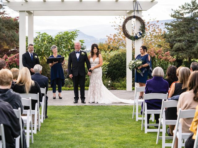 Dan and Michele&apos;s wedding in Kelowna, British Columbia 78