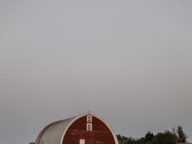 Kaylin and Kaitlyn's wedding in Bridgetown, Nova Scotia 13