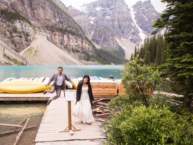 Dai and Judy&apos;s wedding in Lake Louise, Alberta 39