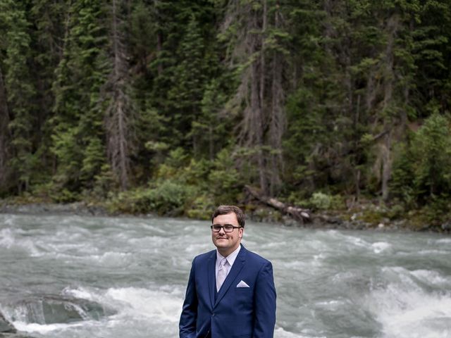 Colton and Carly's wedding in Radium Hot Springs, British Columbia 8
