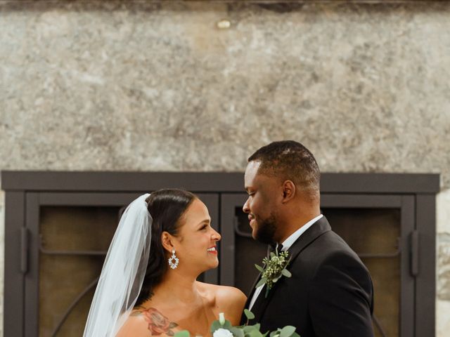 Montez and Brittnie&apos;s wedding in Hamilton, Ontario 15