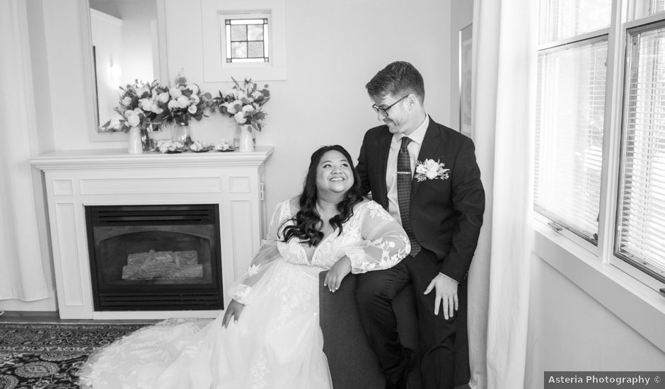April and Brad's wedding in Niagara on the Lake, Ontario