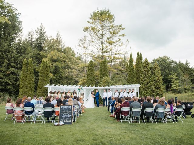 Josh and Amanda&apos;s wedding in Oshawa, Ontario 7