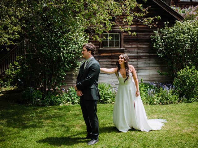 Julia and Daniel's wedding in Victoria, British Columbia 6