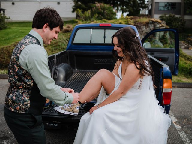 Julia and Daniel's wedding in Victoria, British Columbia 25