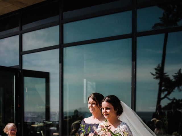 Tyler and Hana&apos;s wedding in Ucluelet, British Columbia 4