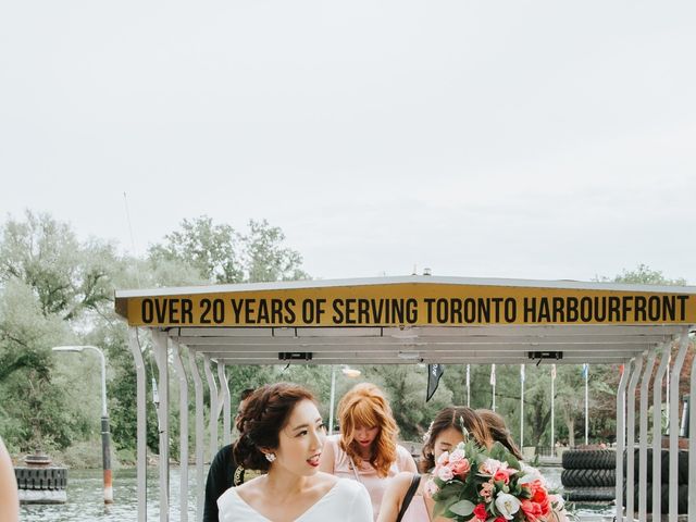 Grace and Matt&apos;s wedding in Toronto, Ontario 30