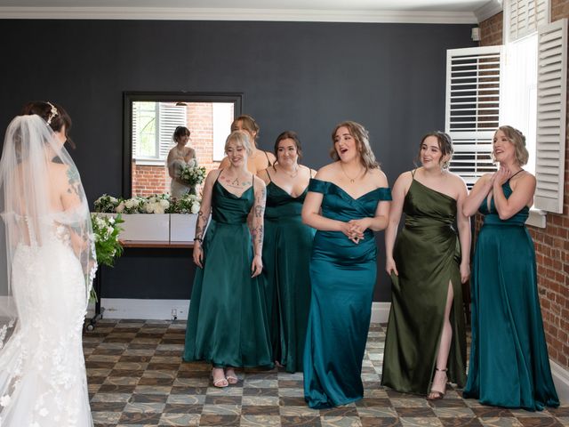 David and Madeline's wedding in Niagara on the Lake, Ontario 15