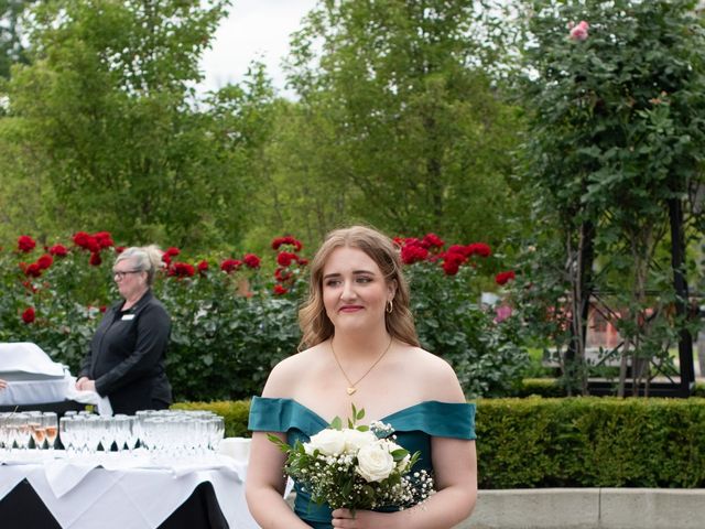 David and Madeline's wedding in Niagara on the Lake, Ontario 25