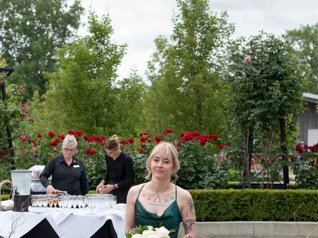 David and Madeline's wedding in Niagara on the Lake, Ontario 27