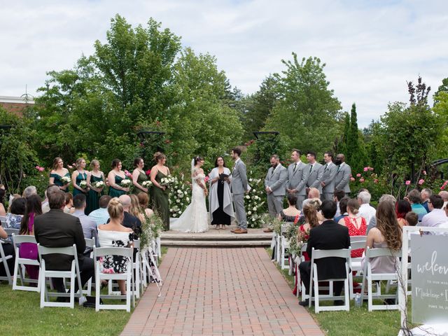 David and Madeline's wedding in Niagara on the Lake, Ontario 33