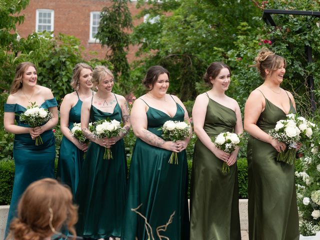 David and Madeline's wedding in Niagara on the Lake, Ontario 35