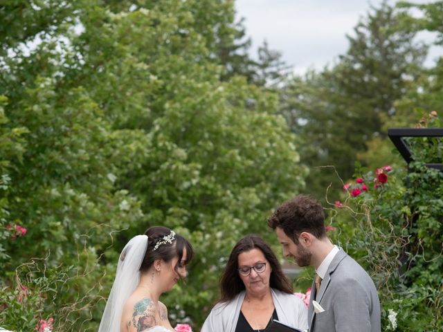 David and Madeline's wedding in Niagara on the Lake, Ontario 42