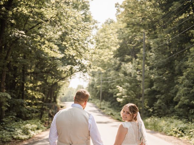 Jarrett and Emily&apos;s wedding in Huntsville, Ontario 33