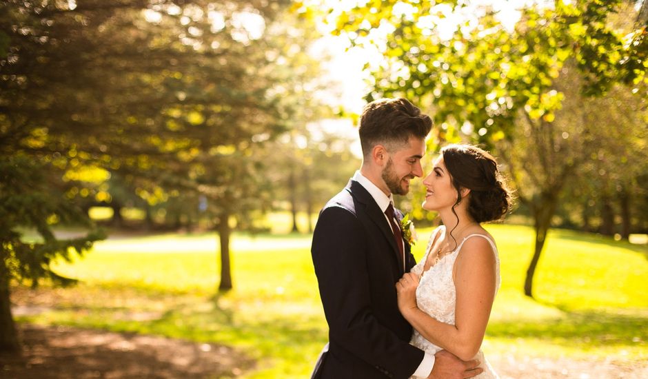 Curtis and Taylor's wedding in Oshawa, Ontario