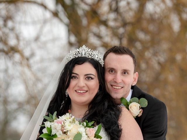 Nathaniel and Katie&apos;s wedding in Niagara Falls, Ontario 21