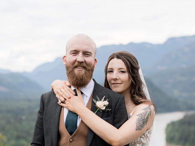 Adam and Kerry&apos;s wedding in Hope, British Columbia 74