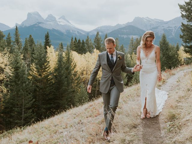 Aaron and Lisa&apos;s wedding in Canmore, Alberta 40