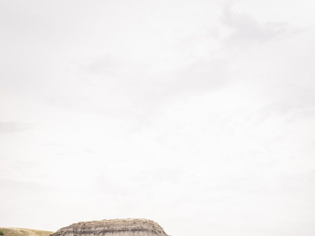 Luke and Emma&apos;s wedding in Drumheller, Alberta 35
