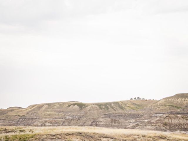Luke and Emma&apos;s wedding in Drumheller, Alberta 37