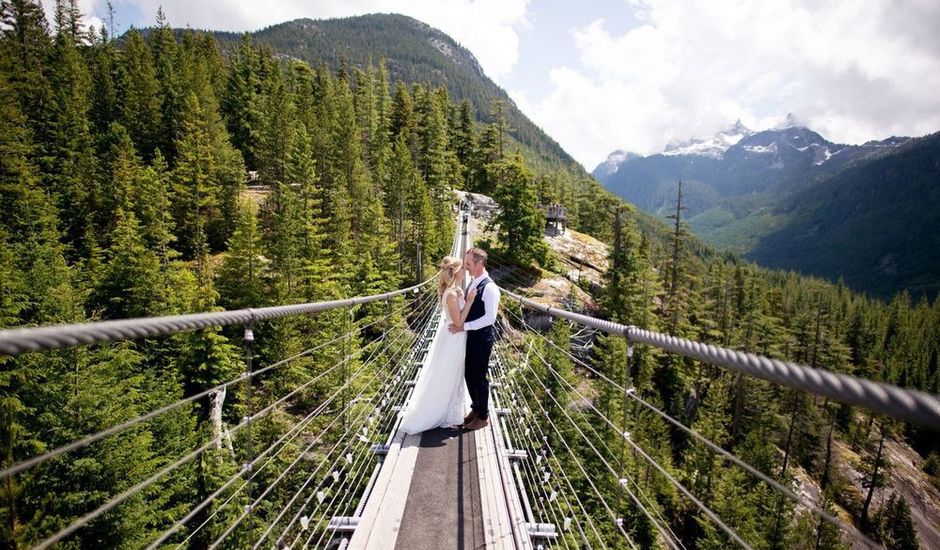 Michael and Pamela's wedding in Furry Creek, British Columbia