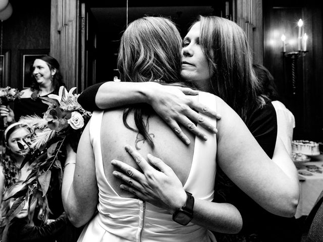 David and Crystal's wedding in Winnipeg, Manitoba 8