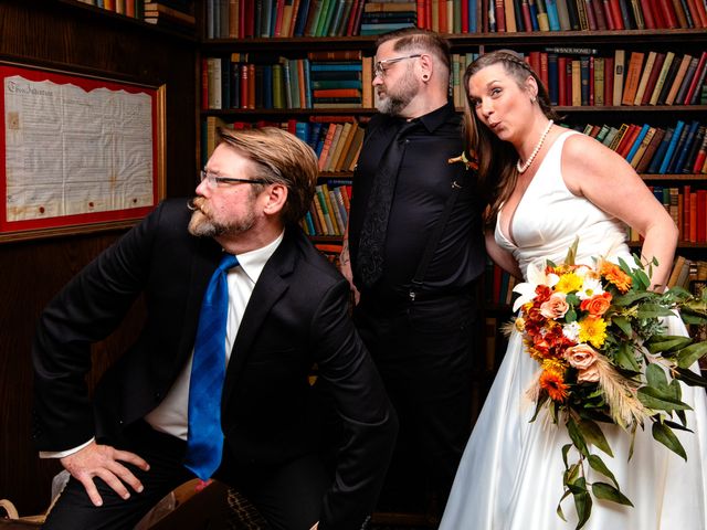 David and Crystal's wedding in Winnipeg, Manitoba 14