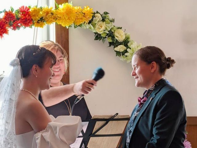 Catherine and Emel's wedding in Tingwick, Quebec 3