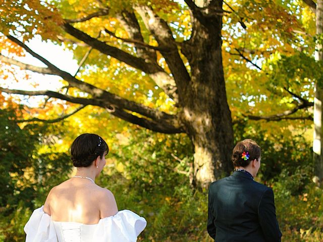 Catherine and Emel's wedding in Tingwick, Quebec 9