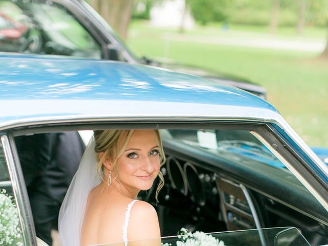 Mark and Jenn's wedding in Jordan Station, Ontario 4