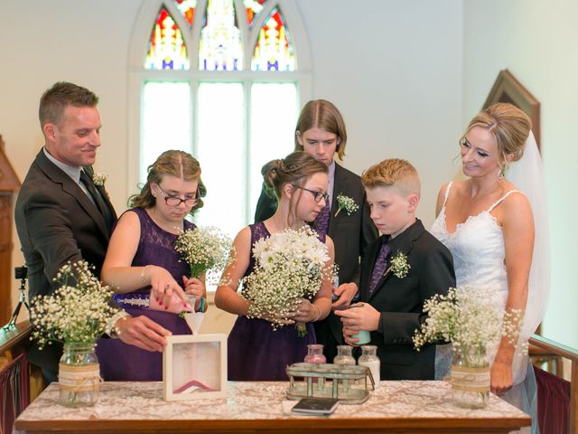 Mark and Jenn's wedding in Jordan Station, Ontario 8