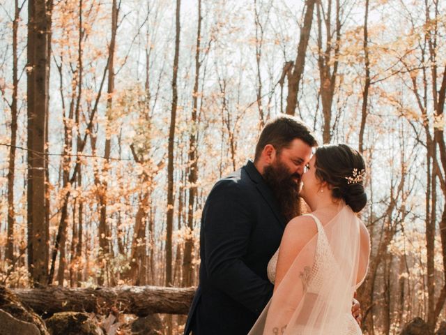 Jesse and Mikaela's wedding in Tweed, Ontario 15