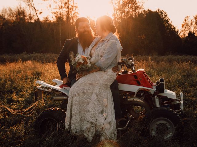 Jesse and Mikaela's wedding in Tweed, Ontario 140