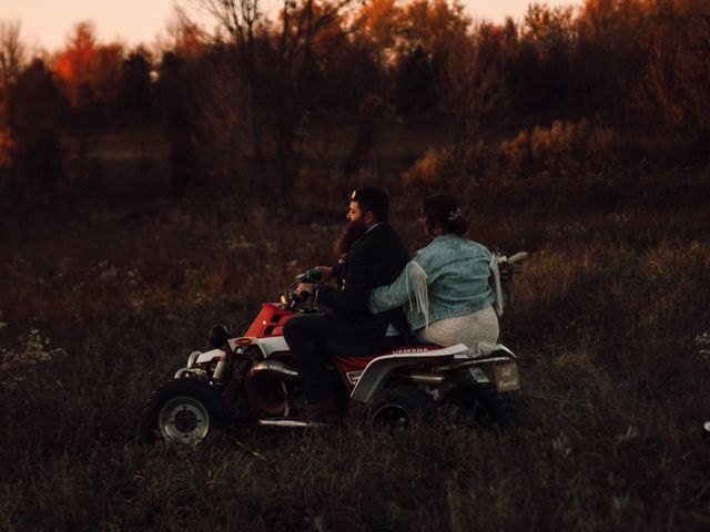 Jesse and Mikaela&apos;s wedding in Tweed, Ontario 190