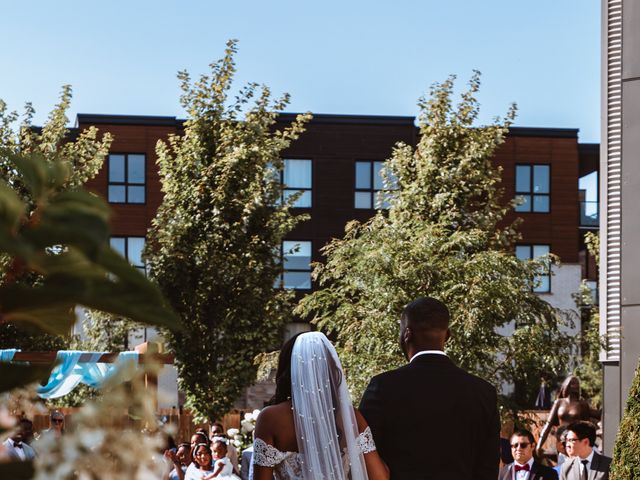 Hugor and Rosemée&apos;s wedding in Beloeil, Quebec 20