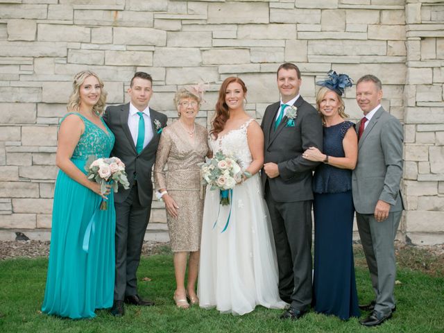 David and Leanne&apos;s wedding in Niagara Falls, Ontario 26