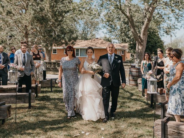 Josh and Inessa&apos;s wedding in Windsor, Ontario 34