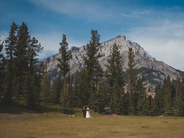 Hans and Samantha&apos;s wedding in Banff, Alberta 63