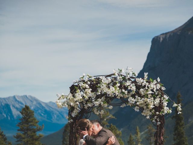 Hans and Samantha&apos;s wedding in Banff, Alberta 97