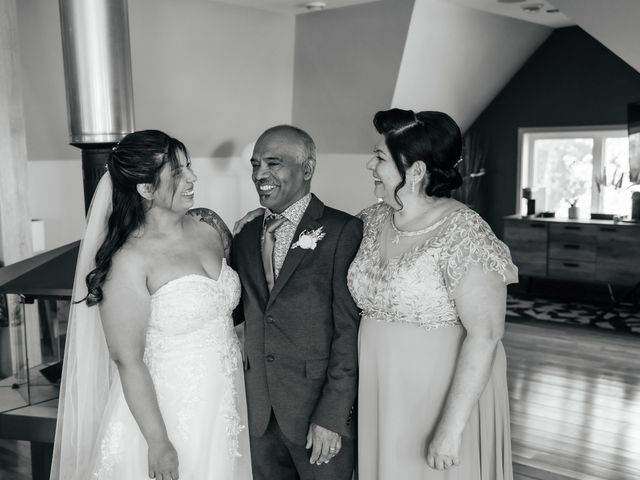 Jone and Cesia's wedding in Lanoraie, Quebec 16
