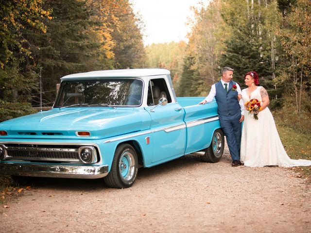 Raymond and Chanese&apos;s wedding in Cynthia, Alberta 18
