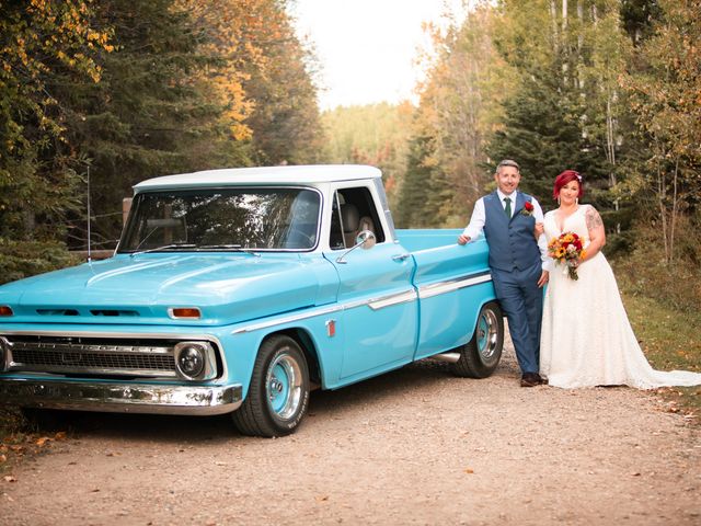 Raymond and Chanese&apos;s wedding in Cynthia, Alberta 19