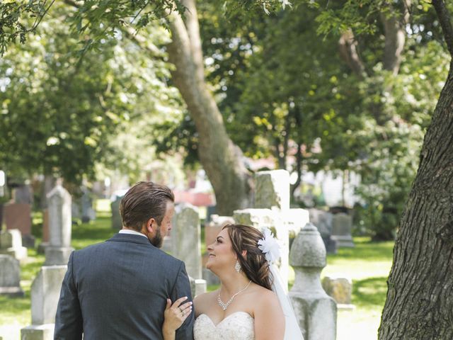 Derek and Tawny&apos;s wedding in Windsor, Ontario 27
