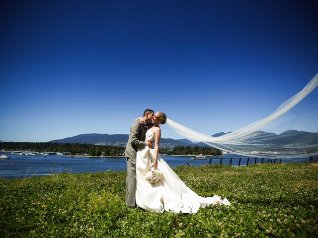Mani and Holly&apos;s wedding in Vancouver, British Columbia 26
