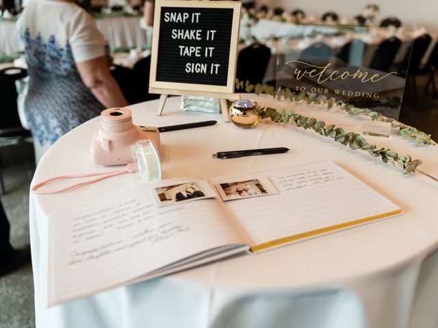 Kory and Martyna's wedding in Edmonton, Alberta 44